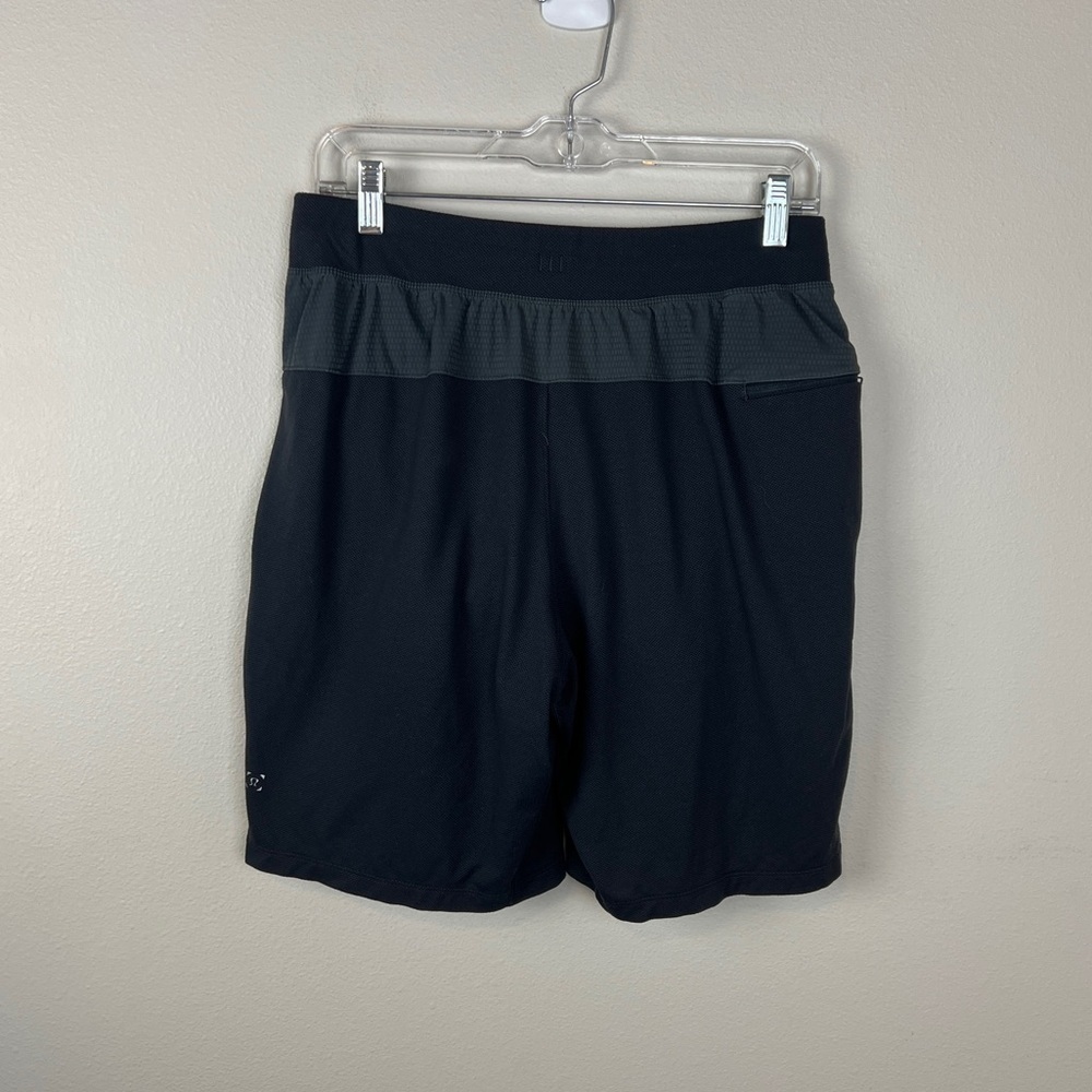 Lululemon T.H.E. Lined Short 9" Pique Mesh - Picture 3 of 5
